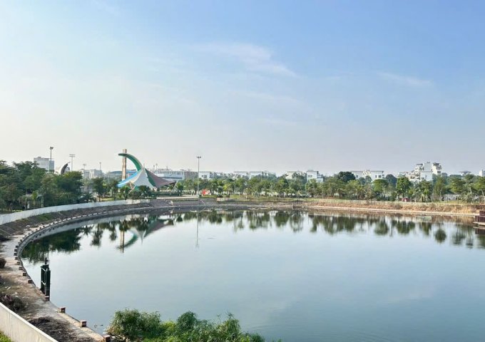 Chính chủ bán mảnh đất mặt phố khu tái định cư Ngọc Thụy