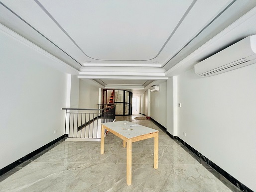 MẶT TIỀN TÂN THẮNG – ĐỐI DIỆN AEON TÂN PHÚ – 75 TRIỆU/THÁNG