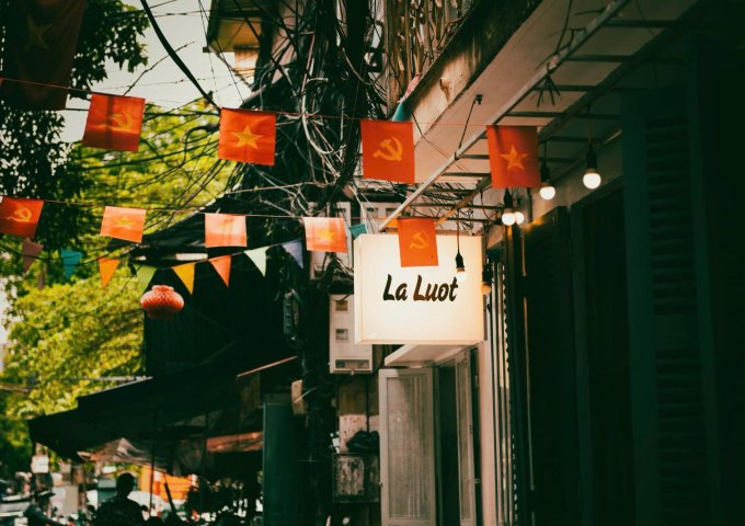 CHÍNH CHỦ SANG NHƯỢNG QUÁN CAFE VINTAGE - TRUNG TÂM BA ĐÌNH / ĐỐNG ĐA