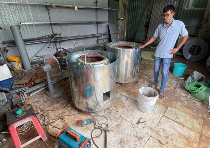 SANG LẠI TIỆM LÀM SẮT – Vị trí đẹp, vào làm ngay