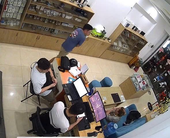 SANG NHƯỢNG MẶT BẰNG - VỊ TRÍ ĐẸP, ĐÔNG DÂN