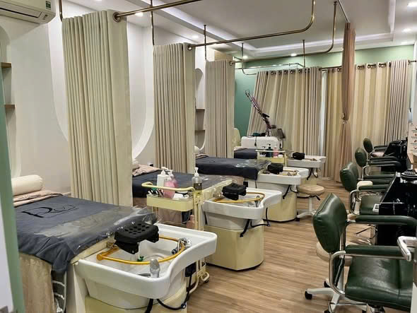 SANG NHƯỢNG SPA SANG & ĐẸP TẠI MẶT TIỀN TRUNG TÂM QUẬN 10 [HCM] CHỈ 850tr TRIỆU BAO CỌC