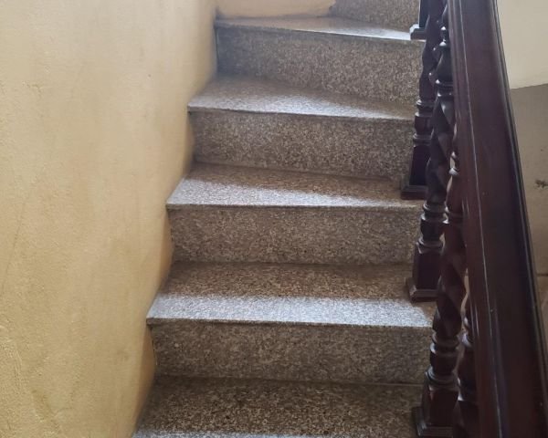 Chính chủ cho thuê nhà nguyên căn 3 tầng, phường Vĩnh Hưng, Hà Nội.