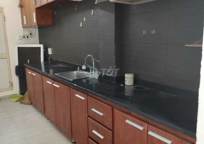 CHO THUÊ NGUYÊN CĂN LẦU 1 MẶT TIỀN ĐƯỜNG NGHĨA THỤC – PHƯỜNG 5, QUẬN 5, TP. HCM