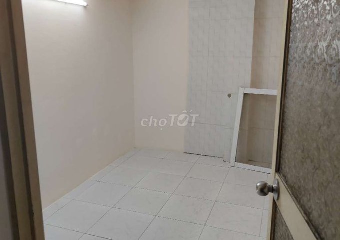 CHO THUÊ NGUYÊN CĂN LẦU 1 MẶT TIỀN ĐƯỜNG NGHĨA THỤC – PHƯỜNG 5, QUẬN 5, TP. HCM