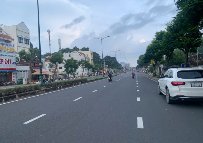 CHO THUÊ NHÀ NGUYÊN CĂN – MẶT BẰNG ĐƯỜNG LÊ VĂN VIỆT (Q.9 CŨ)
Vị trí đắc địa – Đối diện Vila Hill