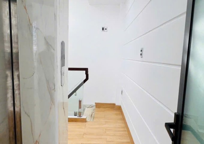 CMT8 QUẬN 3 – HẺM Ô TÔ – THANG MÁY 500KG – FULL NỘI THẤT XỊN – 8.99 TỶ TL