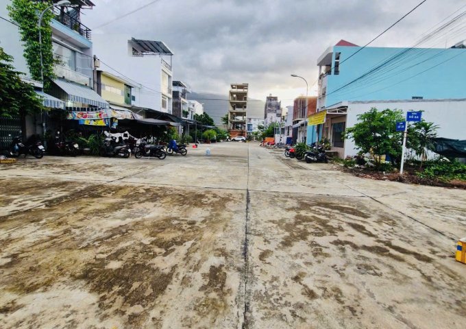 HIẾM CÓ!!! GIÁ CỰC TỐT – BÁN LÔ ĐẤT TĐC HÒN RỚ 2
HƯỚNG SÔNG – GẦN SUN GROUP & CỤM ĐẠI HỌC NAM NHA TRANG