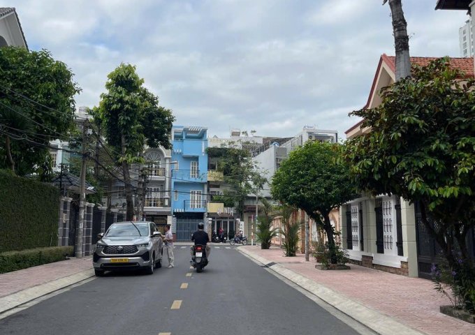 BÁN 3 NỀN ĐẸP NGANG 12M – ĐỐI DIỆN CÔNG VIÊN – GIÁ CHỈ 13.5 TỶ/NỀN