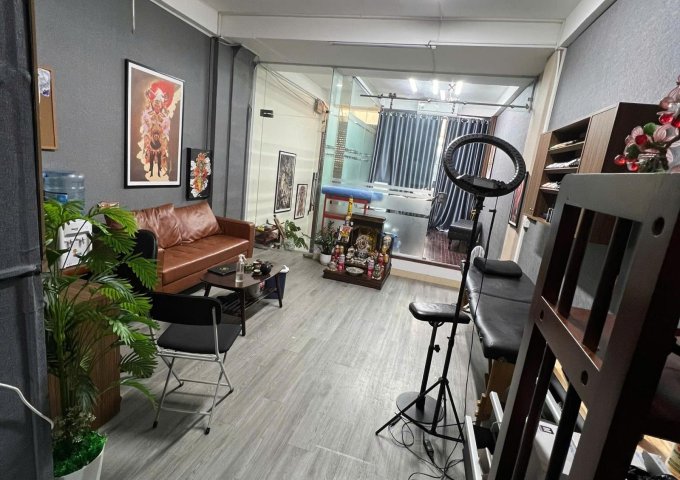 SANG NHƯỢNG MẶT BẰNG ĐẸP – VỪA Ở VỪA KINH DOANH