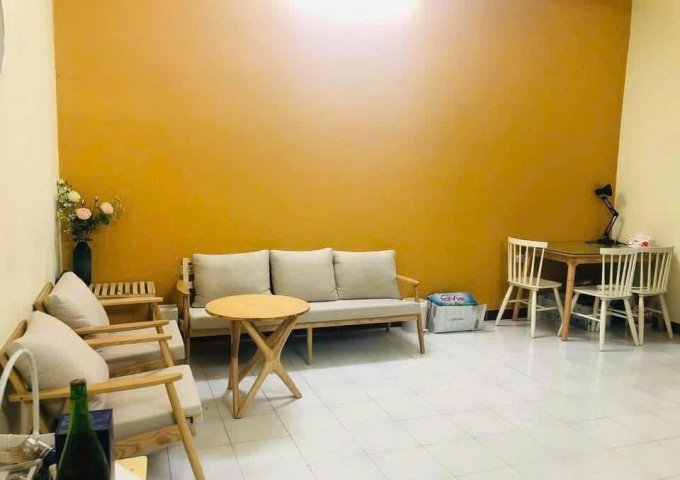 Chính chủ cho thuê nhà 3 tầng nguyên căn ở Hoàng Quốc Việt, Cầu Giấy