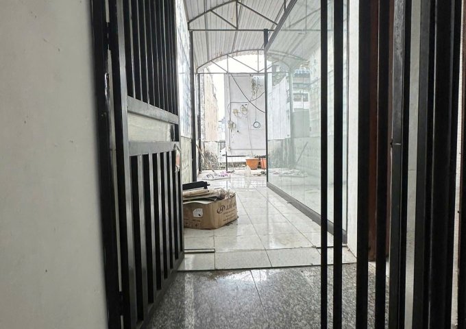 CHÍNH CHỦ CHO THUÊ MẶT BẰNG - VỊ TRÍ ĐẸP TẠI PHƯỜNG BẾN THÀNH, QUẬN 1