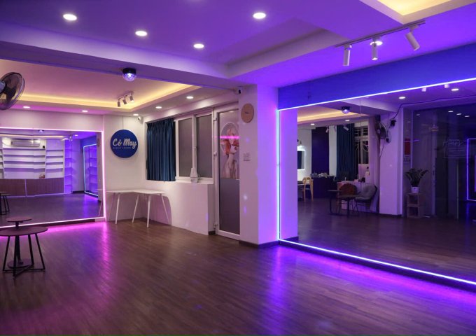 SANG NHƯỢNG MẶT BẰNG MỚI ĐẸP – VỊ TRÍ TRUNG TÂM BÌNH THẠNH – VÀO SỬ DỤNG NGAY