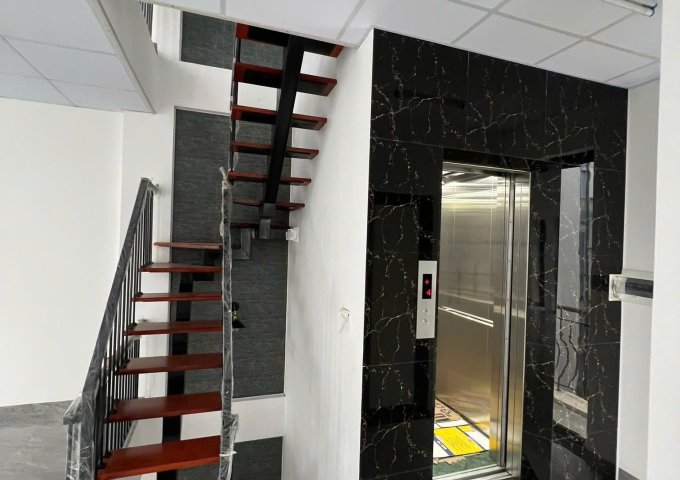 CHÍNH CHỦ CHO THUÊ BIỆT THỰ SONG LẬP - VỊ TRÍ ĐẸP TẠI THE DIAMOND POINT, LONG BIÊN, HN