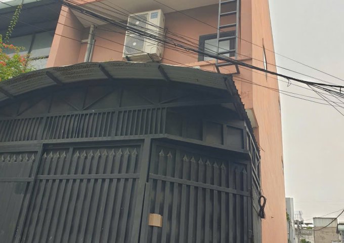 Chủ kẹt tiền cần bán gấp nhà 3 lầu, căn góc 2 mặt tiền tại phường Hiệp Bình