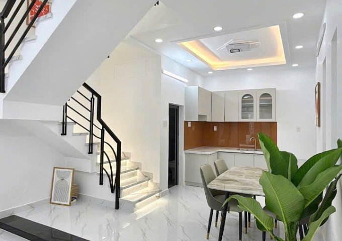 Nhà mới xây, hẻm ô tô thông, gần chung cư Celadon, 5.35 tỷ