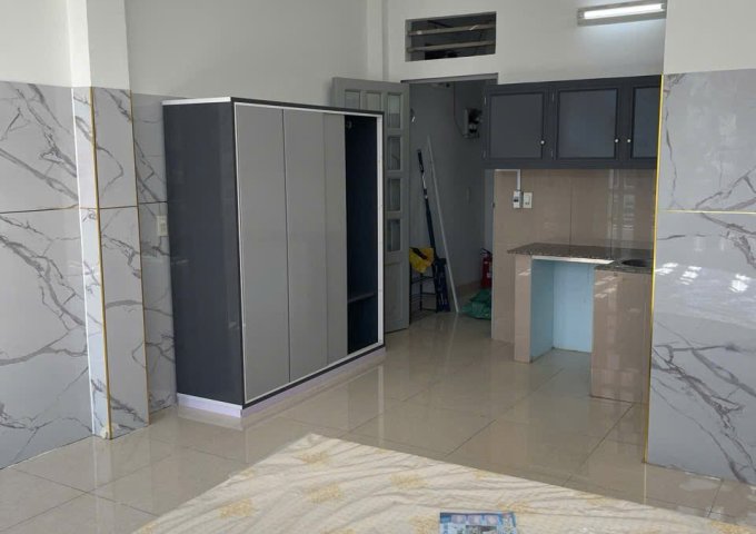 PHÒNG TRỌ FULL NỘI THẤT TRUNG TÂM PHÚ NHUẬN – BAN CÔNG THOÁNG MÁT