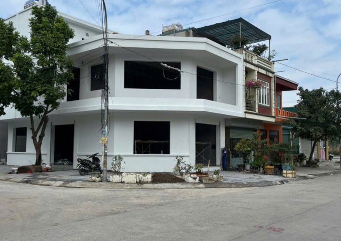 CHO THUÊ MẶT BẰNG TẦNG 1 – LÔ GÓC 2 MẶT TIỀN – 105m²