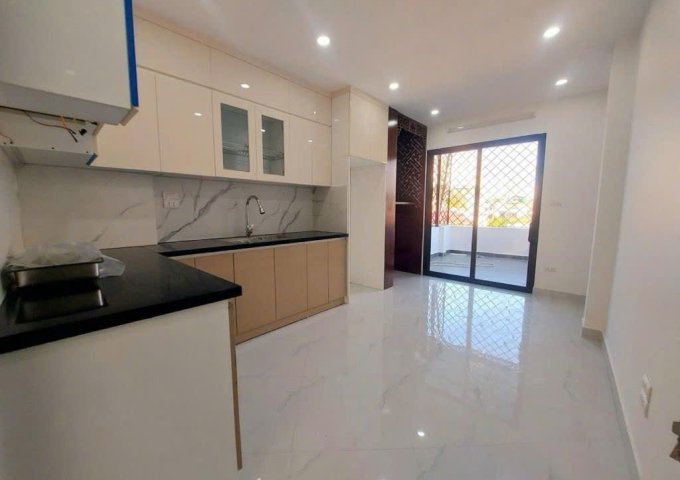 SIÊU PHẨM GIÁP BÁT – NHÀ ĐẸP 5 TẦNG THANG MÁY – FULL NỘI THẤT – CHỈ VIỆC XÁCH VALI VỀ Ở