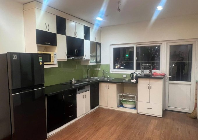 Cho thuê chung cư tầng 16, 80m², 2PN, 2 WC, 11 Triệu