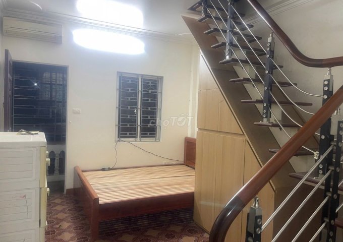 CHÍNH CHỦ CHO THUÊ CĂN HỘ RỘNG 140m² – 120 HOÀNG QUỐC VIỆT