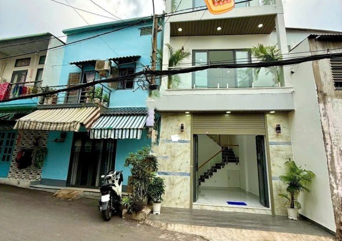 4tỷ 9 giảm còn 4TỶ7 CÒN BỚT