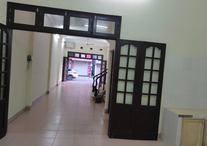 CHO THUÊ CỬA HÀNG TẦNG 1 NHÀ MẶT PHỐ – PHÙ HỢP KINH DOANH, VĂN PHÒNG