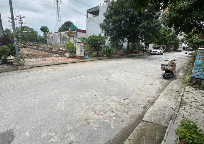 Chủ cần tiền cần bán gấp đất khu bến xe Mỹ Hào Hưng Yên giá ưu đãi nhất LH: 0976 226 938