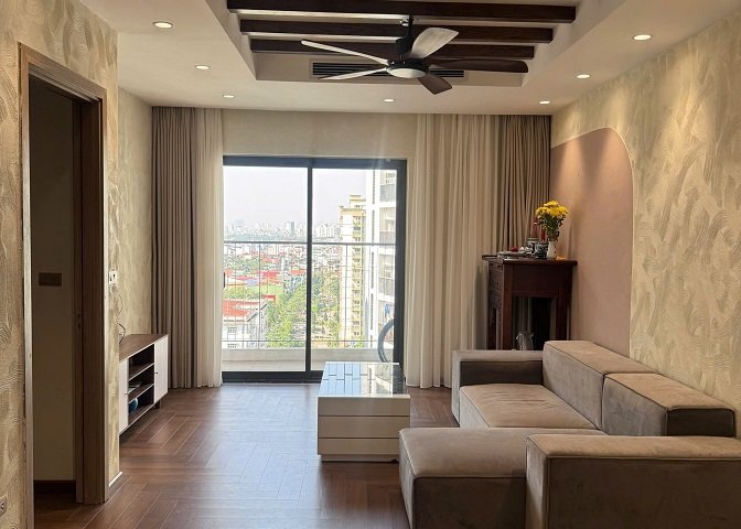 Chính chủ bán CC 83m tầng 12 Le Grand Jardin Sài Đồng giá 7,2 tỷ ban công ĐN sẵn sổ