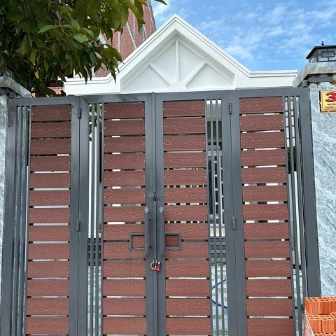 BÁN NHÀ MẶT TIỀN ĐƯỜNG NGUYỄN THÀNH HÀ – CHỢ LỚN