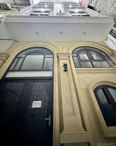 Tài chính hợp lý, chỉ 12.5 Tỷ sở hữu nhà mới kính cong, đẹp 6 tầng, thang máy khu vực Phú