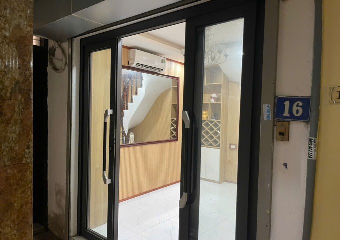 Chính chủ cho thuê nhà diện tích 20m², xây 5 tầng kiên cố