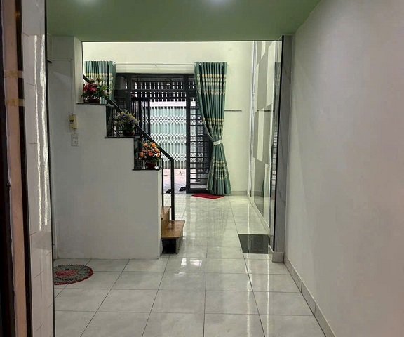 HIẾM – NHÀ GIÁ RẺ QUẬN 12 CŨ – VÀO Ở NGAY