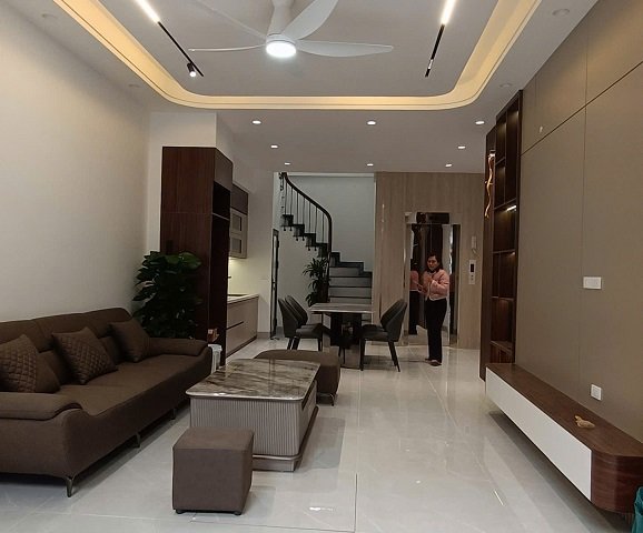 THƯỢNG THANH - LONG BIÊN – NHÀ MỚI 5 TẦNG – THANG MÁY