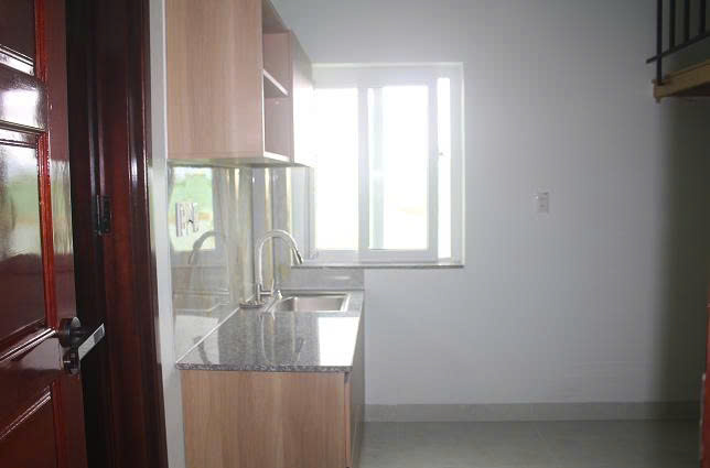 Cho thuê phòng 18m2 đầy đủ tiện nghi, gần Đường 30/4, Quảng trường 2/9